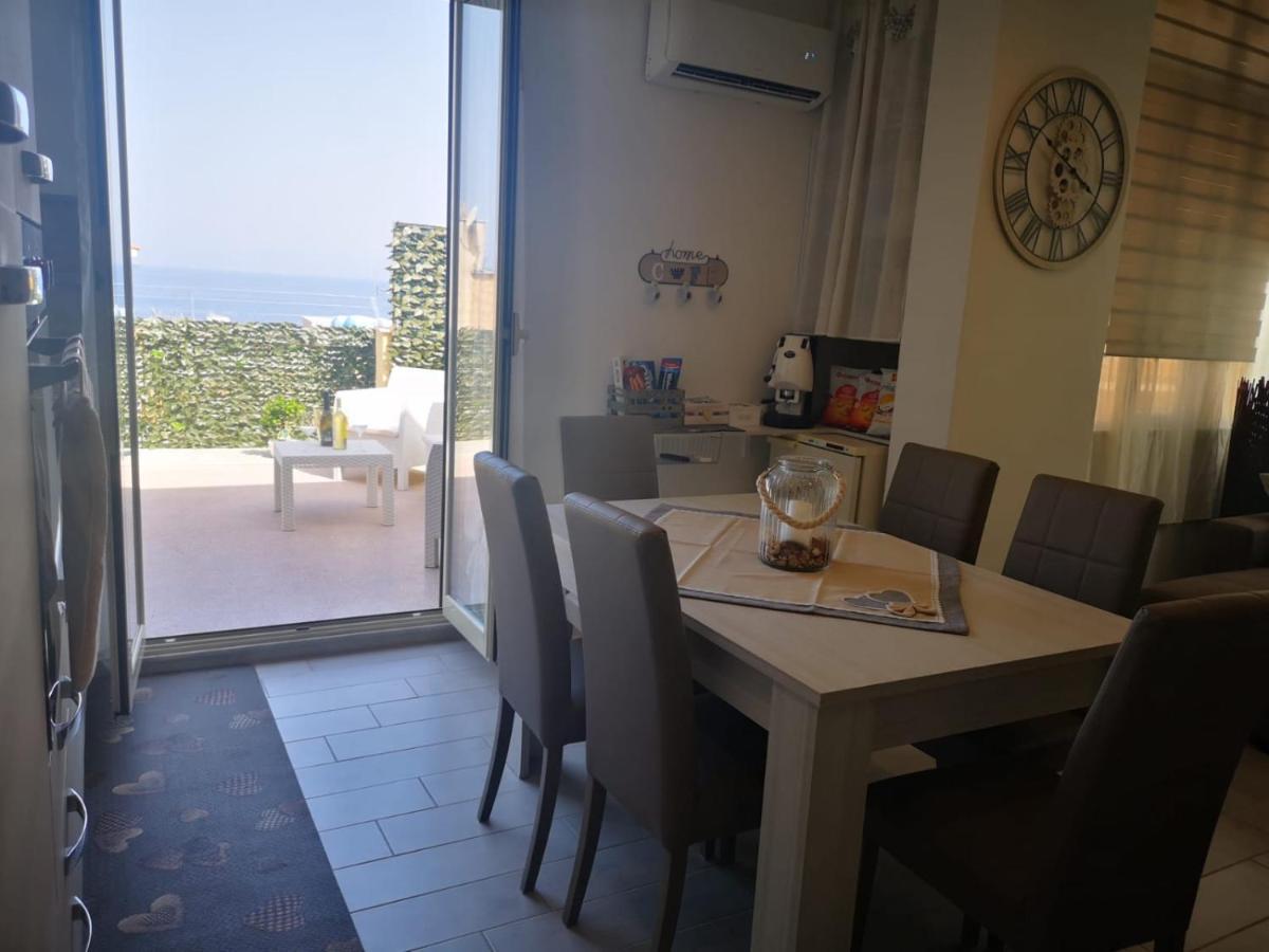 Ferienwohnung La Casetta Di Maria Santa Flavia Exterior foto